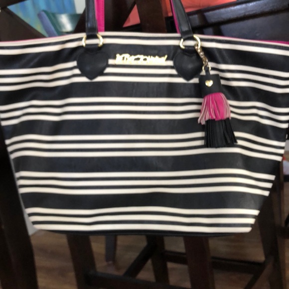 Tote bag-used once, like new condition - Picture 5 of 5